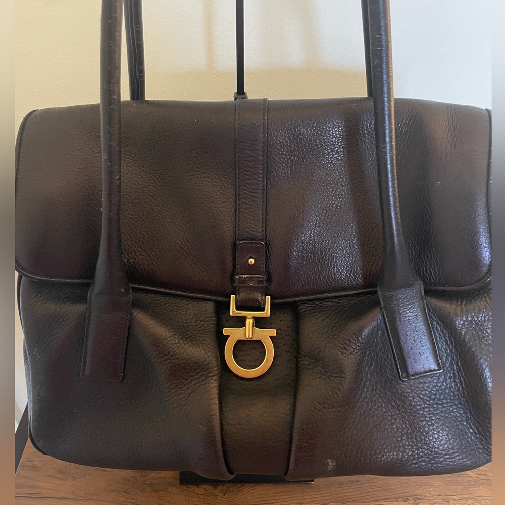 SALVATORE FERRAGAMO Black Leather Gancini Satchel Flap Bowler Bag Italy - Picture 5 of 17